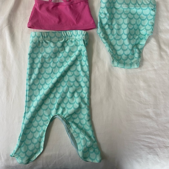 Flap happy mermaid bathing suit with tail 12m size - Picture 4 of 5